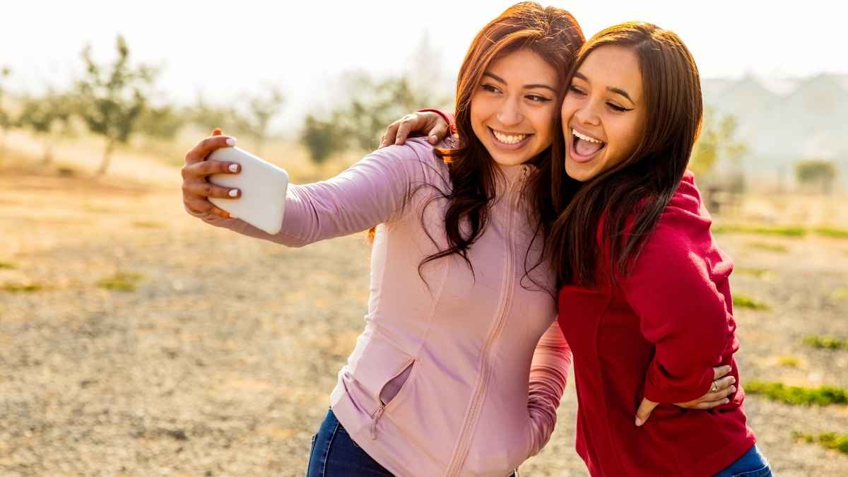 Women's Ministry Best friends day